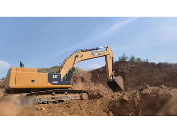 حفار زحاف CATERPILLAR 349