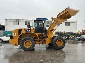 اللودر بعجل CATERPILLAR 966H
