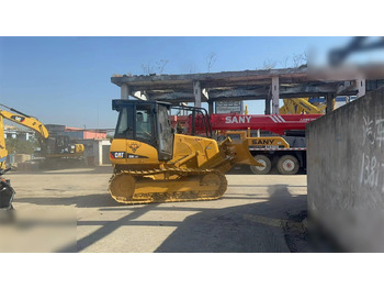 جرافة CATERPILLAR D5K
