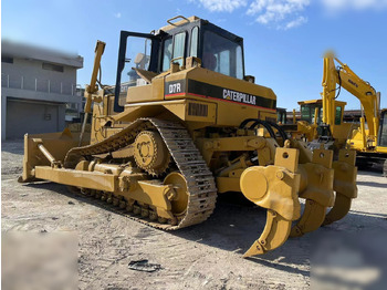 جرافة CATERPILLAR D7R II: صورة 2 جرافة CATERPILLAR D7R II: صورة 2