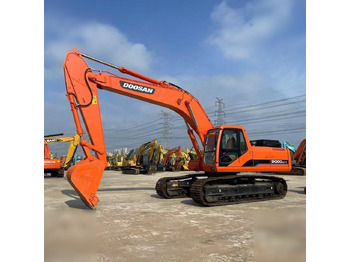 حفار زحاف DOOSAN DH300LC-7