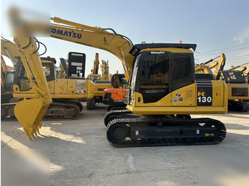 حفار زحاف KOMATSU PC130-7