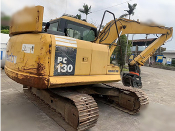 حفار زحاف KOMATSU PC130-7