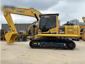 حفار زحاف KOMATSU PC200-8