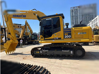 حفار زحاف KOMATSU PC200-8