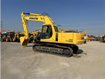 حفار زحاف KOMATSU PC220-6
