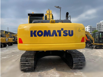 حفار زحاف KOMATSU PC220-8: صورة 2