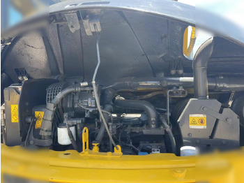 حفار زحاف KOMATSU PC78US-6: صورة 4