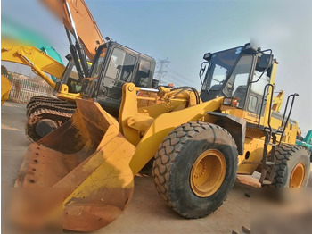 اللودر بعجل KOMATSU WA320