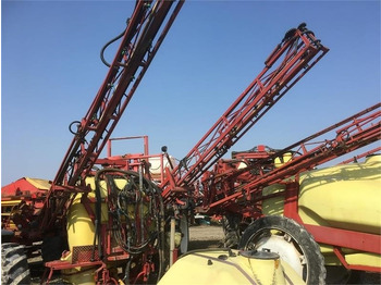 بخاخ مركب على الجرار HARDI