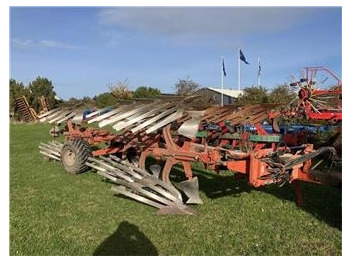 محراث KUHN