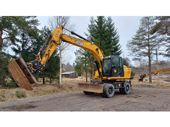 حفارة دولاب JCB