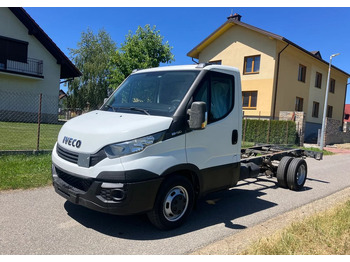 شاحنة هيكل كابينة IVECO Daily 35c13