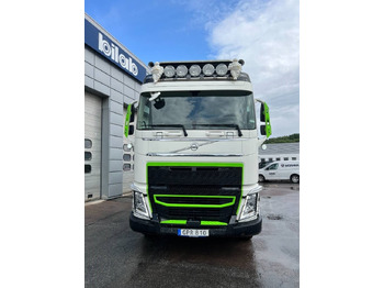 شاحنة قلاب VOLVO FH