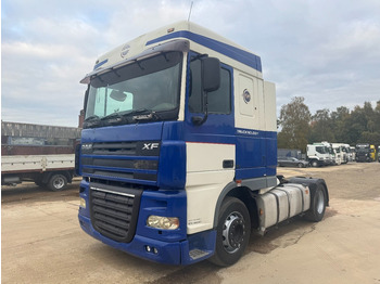 وحدة جر DAF XF 105 460