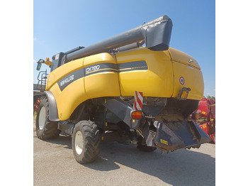 حصادة موحَّدة NEW HOLLAND MIETITREBBIA CX 720: صورة 4