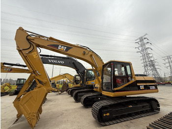 حفار زحاف CATERPILLAR 320b [ Copy ]: صورة 2