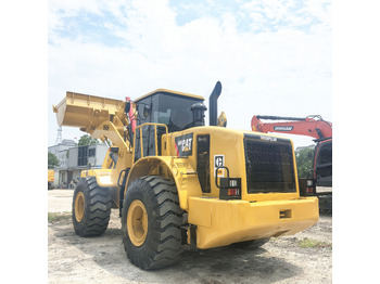 اللودر بعجل CATERPILLAR 966H