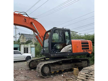 حفارة HITACHI ZX200