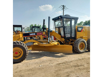ممهدة CATERPILLAR 140H