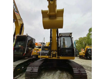 حفار زحاف CATERPILLAR 323DL
