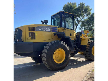 اللودر بعجل KOMATSU WA320-5