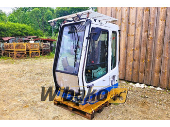 كابينة LIEBHERR