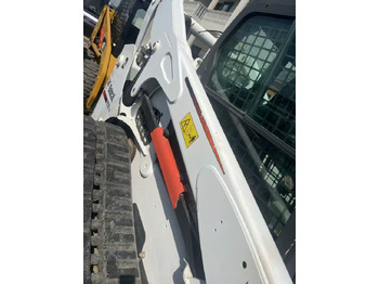 اللودر المجنزر صغير BOBCAT T770: صورة 2 اللودر المجنزر صغير BOBCAT T770: صورة 2