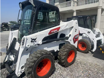 شيول صغير BOBCAT
