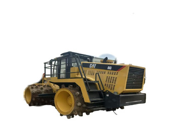 مدحلة ضاغطة CATERPILLAR
