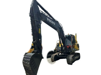 حفارة VOLVO EC240