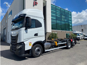 شاحنات الحاويات / جسم علوي قابل للتغيير شاحنة IVECO S-WAY