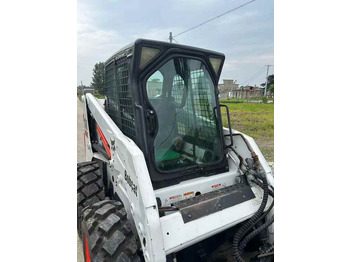 شيول صغير USED BOBCAT S160 Skid-steer Loader Bobcat S160 Carry Sweeper with Very Good Performance Is for Sale at a Low Price.: صورة 3