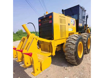 ممهدة CATERPILLAR 140K