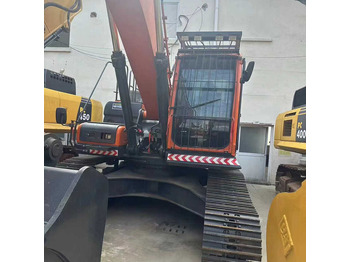 حفار زحاف DOOSAN DX300