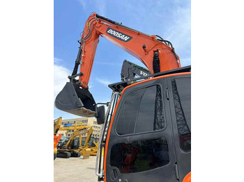حفار زحاف Used Digger DOOSAN DX300 Construction Machinery Construction Digger Used DOOSAN DX300 Cheap Excavator: صورة 2