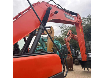حفار زحاف DOOSAN DX225LC-9C