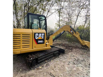 حفارة CATERPILLAR 306E2
