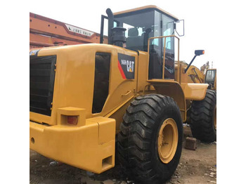اللودر بعجل CATERPILLAR 966F