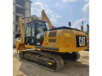 حفار زحاف CATERPILLAR 325DL