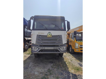 شاحنة قلاب SINOTRUK HOWO