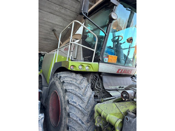 حصادة الأعلاف CLAAS Jaguar 970