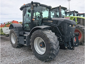 جرار JCB Fastrac 4220
