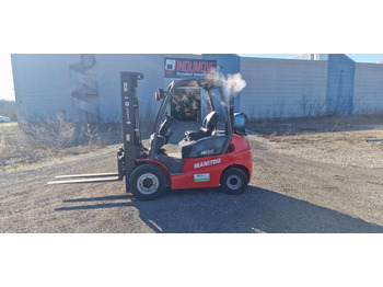رافعة شوكية تعمل بالغاز MANITOU