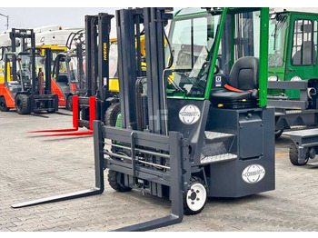 شاحنة مناولة بأربعة اتجاهات COMBILIFT