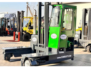 شاحنة مناولة بأربعة اتجاهات COMBILIFT