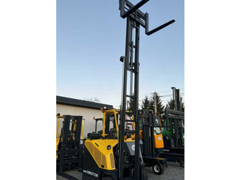 شاحنة مناولة بأربعة اتجاهات COMBILIFT