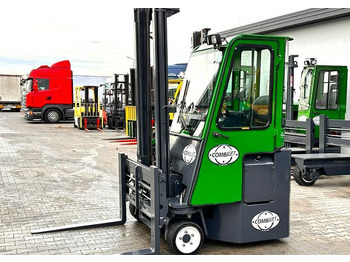 شاحنة مناولة بأربعة اتجاهات COMBILIFT