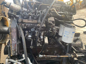 محرك - حفارة CUMMINS 4BT3.9: صورة 4