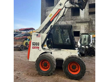 اللودر بعجل BOBCAT S300